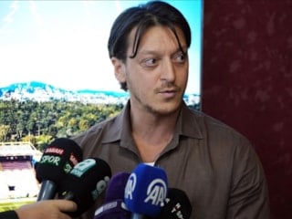 Mesut Özil’den Galatasaray ve Fenerbahçe yorumu