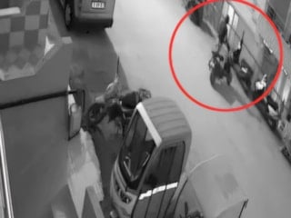 Hatay'da iftar saatinde motosiklet hırsızlığı kamerada