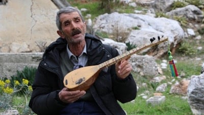 'Yaşayan İnsan Hazinesi' Osman Kırca: Cura bir kültür taşıyıcısı