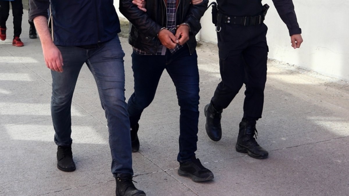 İzmir'de organize suç örgütüne operasyon: 18 gözaltı
