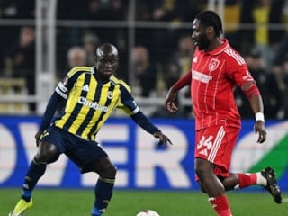 Nottingham Forest - Fenerbahçe - CANLI SKOR