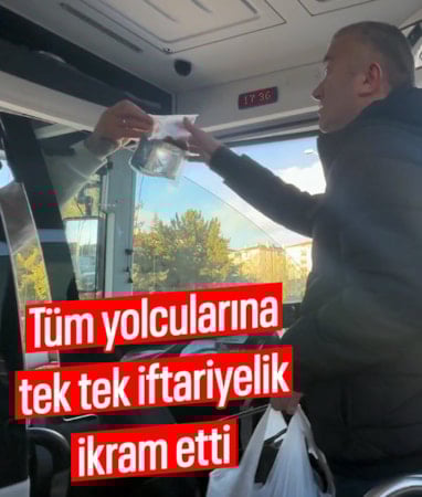 Çankırı’da otobüs şoföründen iftara yetişemeyen yolculara ikram