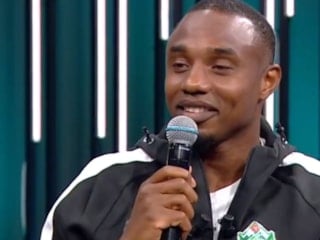 Fode Koita, "Kabe'de Hacılar" ilahisini söyledi