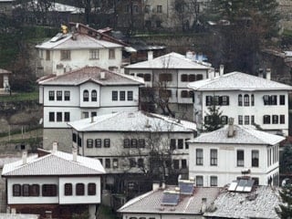 Safranbolu'nun tarihi konakları karla kaplandı
