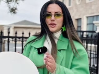 Bir dil öğretmeni 'Kabe'de Hacılar' ilahisini İngilizceye çevirdi