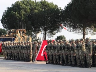 Almanya'daki NATO tatbikatına katılan Mehmetçikler Tekirdağ'da çoşkuyla karşılandı