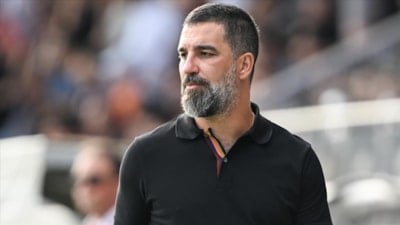 Arda Turan, Lech Poznan maçını Türkiye'de oynamak istediklerini belirtti
