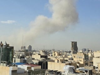 İran hava sahasını kapattı