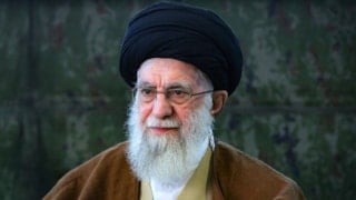 Hamaney'in Tahran'daki yerleşkesi vuruldu: Uydu görüntüsü yayınlandı