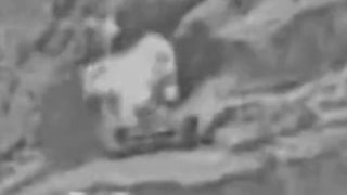 İsrail ordusu, İran'a hava saldırısının görüntülerini paylaştı