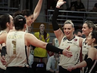 VakıfBank, Nilüfer Belediyespor karşısında zorlanmadı