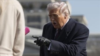 Trump’tan İran’a uyarı: Daha önce hiç görülmemiş bir güçle vururuz