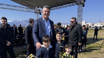 Sadettin Saran, Antalya'da kupa verdi