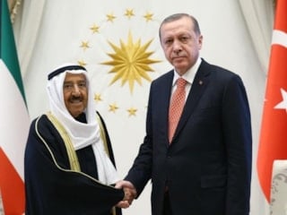 Cumhurbaşkanı Erdoğan, Kuveyt Emiri ile telefonda görüştü
