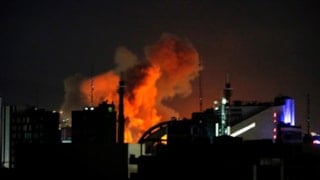 İsrail, İran'a yeni saldırı dalgası başlattı