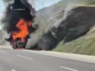 Kuzey Marmara Otoyolu’nda beton pompası alev alev yandı