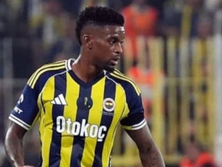 Fenerbahçeli Nelson Semedo'nun eşi Kuzey Marmara Otoyolu'nda kaza geçirdi