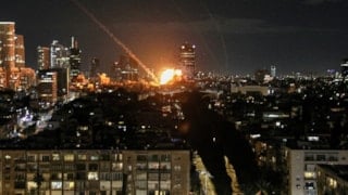 Demir Kubbe yetersiz kaldı: İsrail'de birçok nokta vuruldu