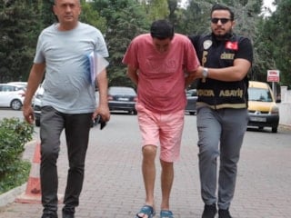 Antalya'da oğlunu 36 bıçak darbesiyle öldüren babaya, müebbet hapis cezası