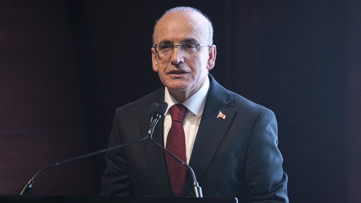 Mehmet Şimşek: Enerji ve maden hariç ihracat yüzde 6,3 arttı