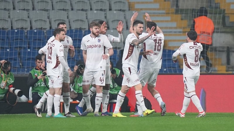 Trabzonspor, kupada çeyrek finalde! Başakşehir deplasmanında galip geldiler