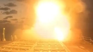 ABD ordusu: İran'da bin 700'den fazla hedef vuruldu