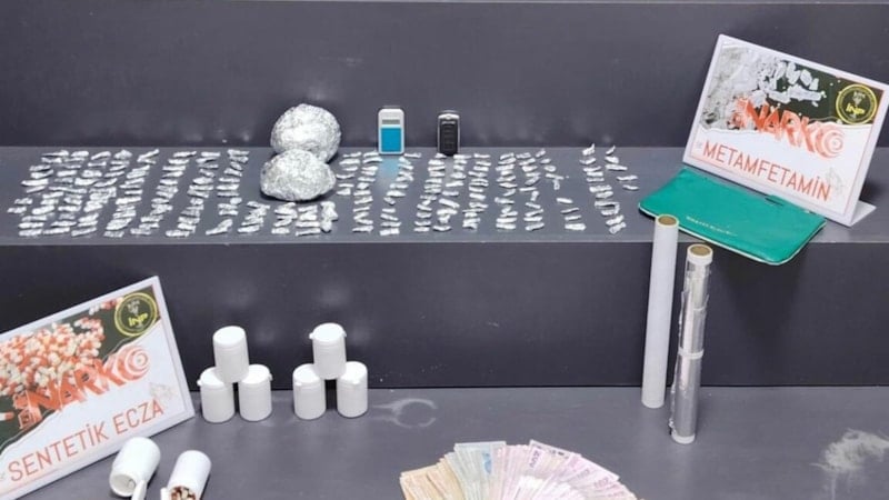 İzmir’de 3 ayrı uyuşturucu operasyonu: 7 tutuklama