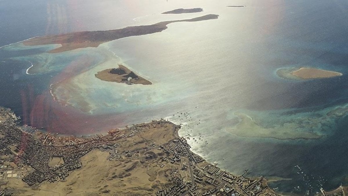 İran: Hürmüz Boğazı'nda "uyarıları dikkate almayan" 10 petrol tankerini vurduk