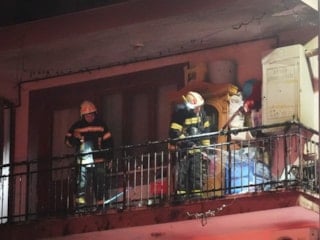 Denizli'de kombiden çıkan yangın korkuttu