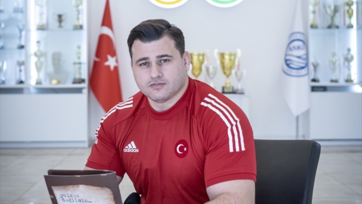 Rıza Kayaalp, "geçmişe yolculuk" yaptı