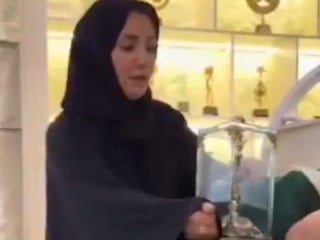 Sosyal medya fenomeni Aleyna Dalveren, iftar yemeğine Sakal-ı Şerif'i getirdi