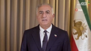 Rıza Pehlevi'ye annesinden de destek yok: İran'ın geleceğini İranlılar belirler