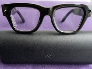 Meta çalışanları, akıllı gözlük kullananların özel görüntülerine erişebiliyor