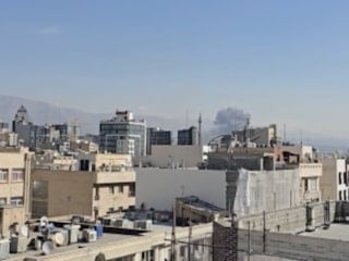 İran'ın başkenti Tahran'da patlama sesleri duyuldu