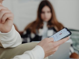 Dijital ekran bağımlılığı çocuklarda kabızlığın en önemli nedenlerinden