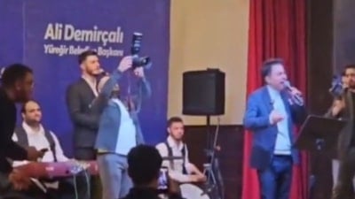 CHP'li belediyeden 'Kabe'de Hacılar' ilahili konser