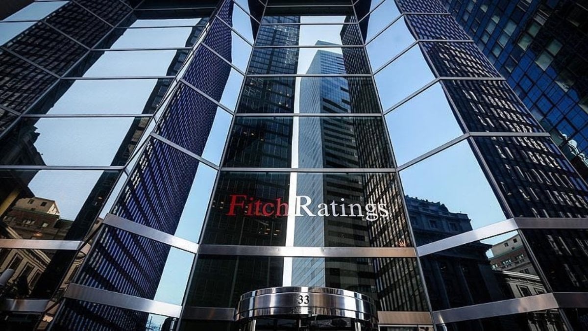 Fitch, Hürmüz Boğazı'nın kapanmasının etkilerini değerlendirdi