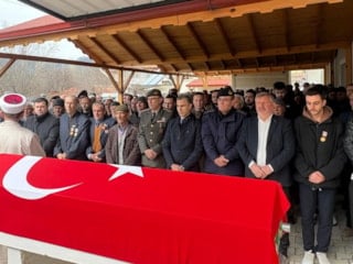 Kıbrıs gazisi Osman Alaca Çorum'da son yolculuğuna uğurlandı
