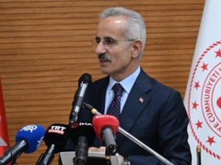 PTT'den tarihi başarı: Günlük gönderim 1 milyonu aştı