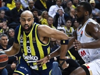 Fenerbahçe evinde Monaco'yu rahat geçti