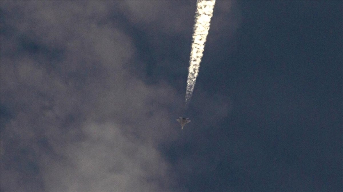 Irak'ta ABD'ye ait askeri uçağın düştüğü öne sürüldü