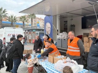 AK Parti İstanbul'dan her gün on binlerce kişiye çorba ikramı