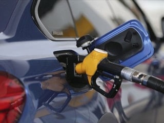 Akaryakıtta çifte zam