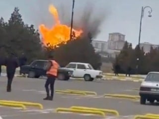 Azerbaycan'dan İran kararı: Temsilcilikler kapatılıyor