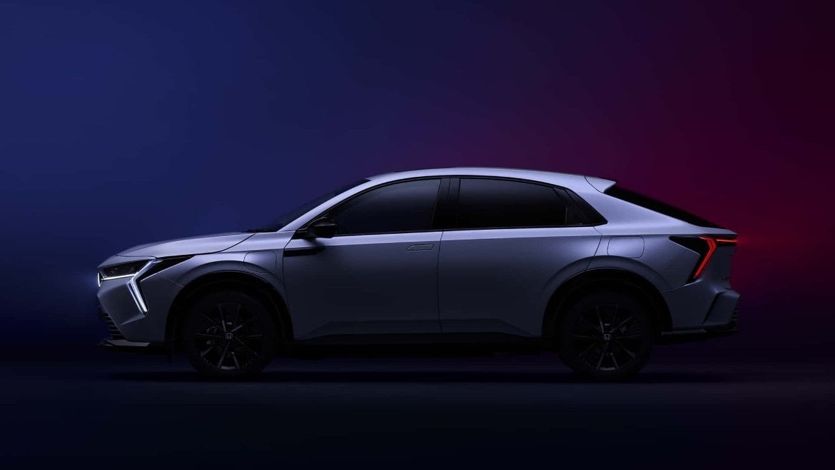 Honda'nın ikonik hibrit modeli Insight, elektrikli olarak geri döndü
