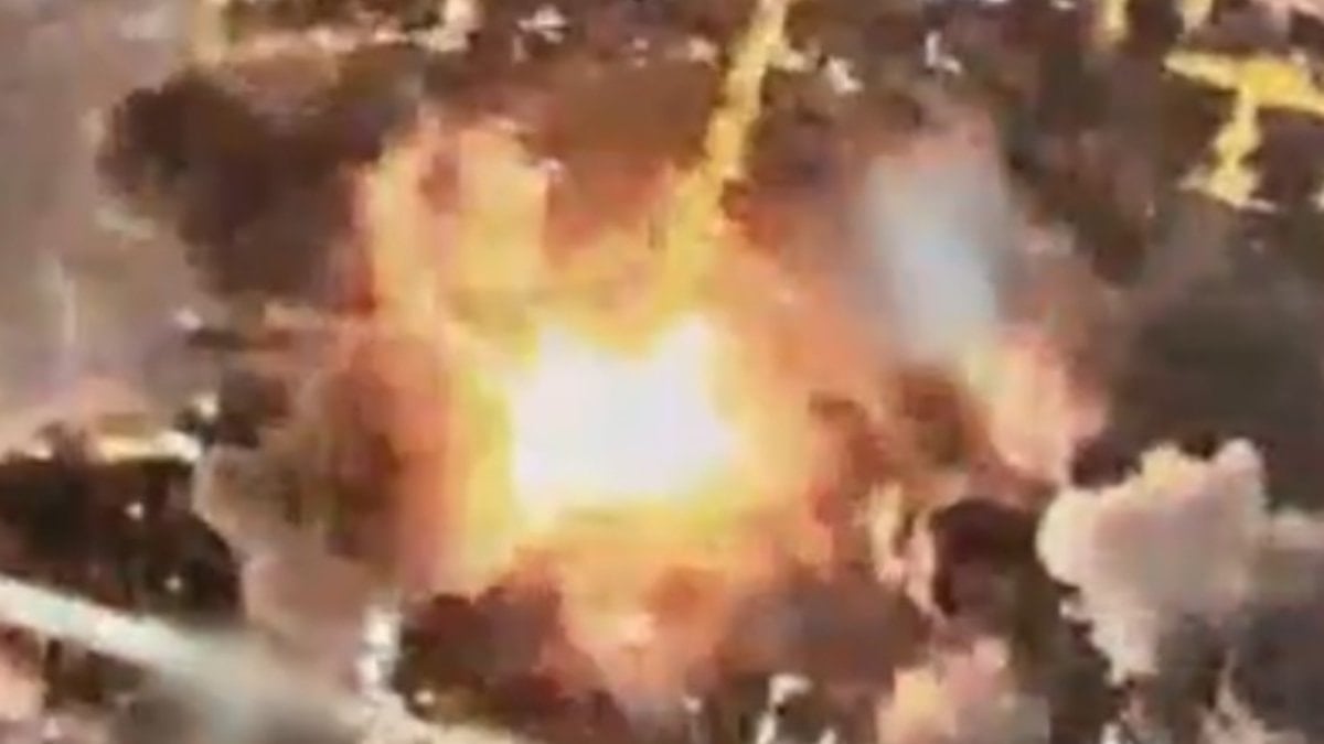 İsrail: Tahran’da Hamaney’e ait yeraltı sığınağı vuruldu