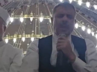 İçişleri Bakanı Çiftçi, teravih namazının ardından Kuran-ı Kerim okudu