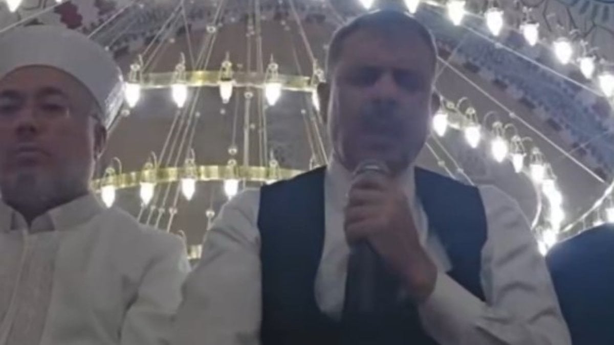 İçişleri Bakanı Çiftçi, teravih namazının ardından Kuran-ı Kerim okudu