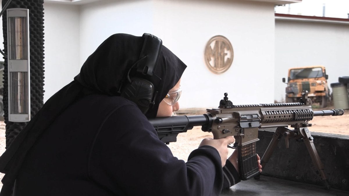 MKE’de kadın mühendis Ümmügülsüm, Mehmetçik için silah testlerini yönetiyor