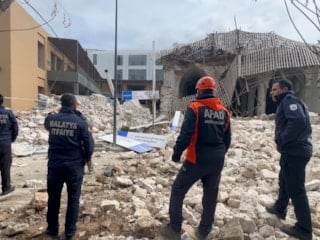 Malatya’da cami inşaatında göçük: 1 işçi yaralandı